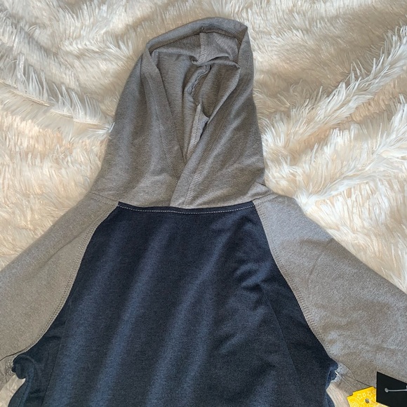 NWT Runway XS Navy/Greg hooded sweatshirt - Picture 3 of 7